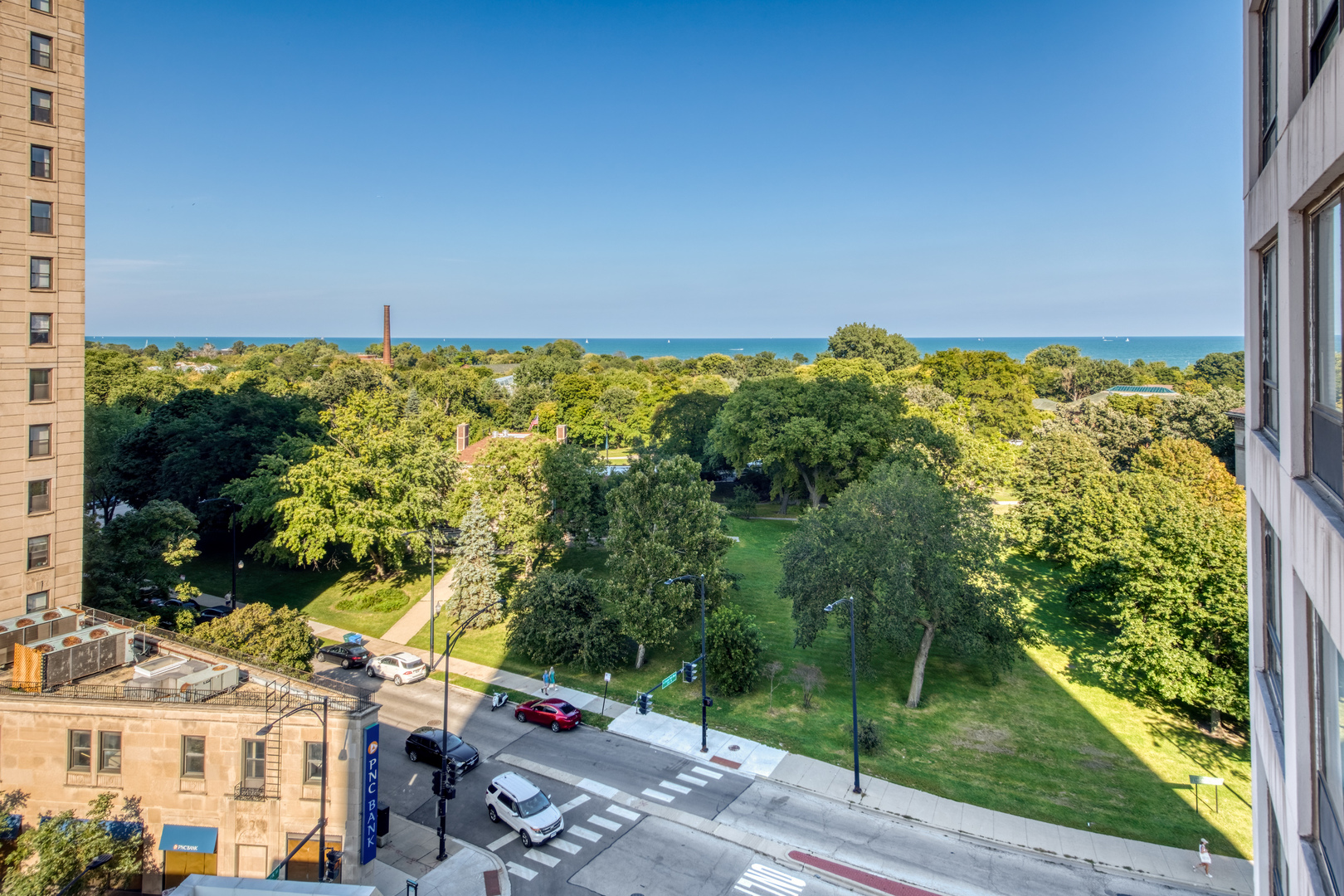 2020 N Lincoln Park West Unit: 8E