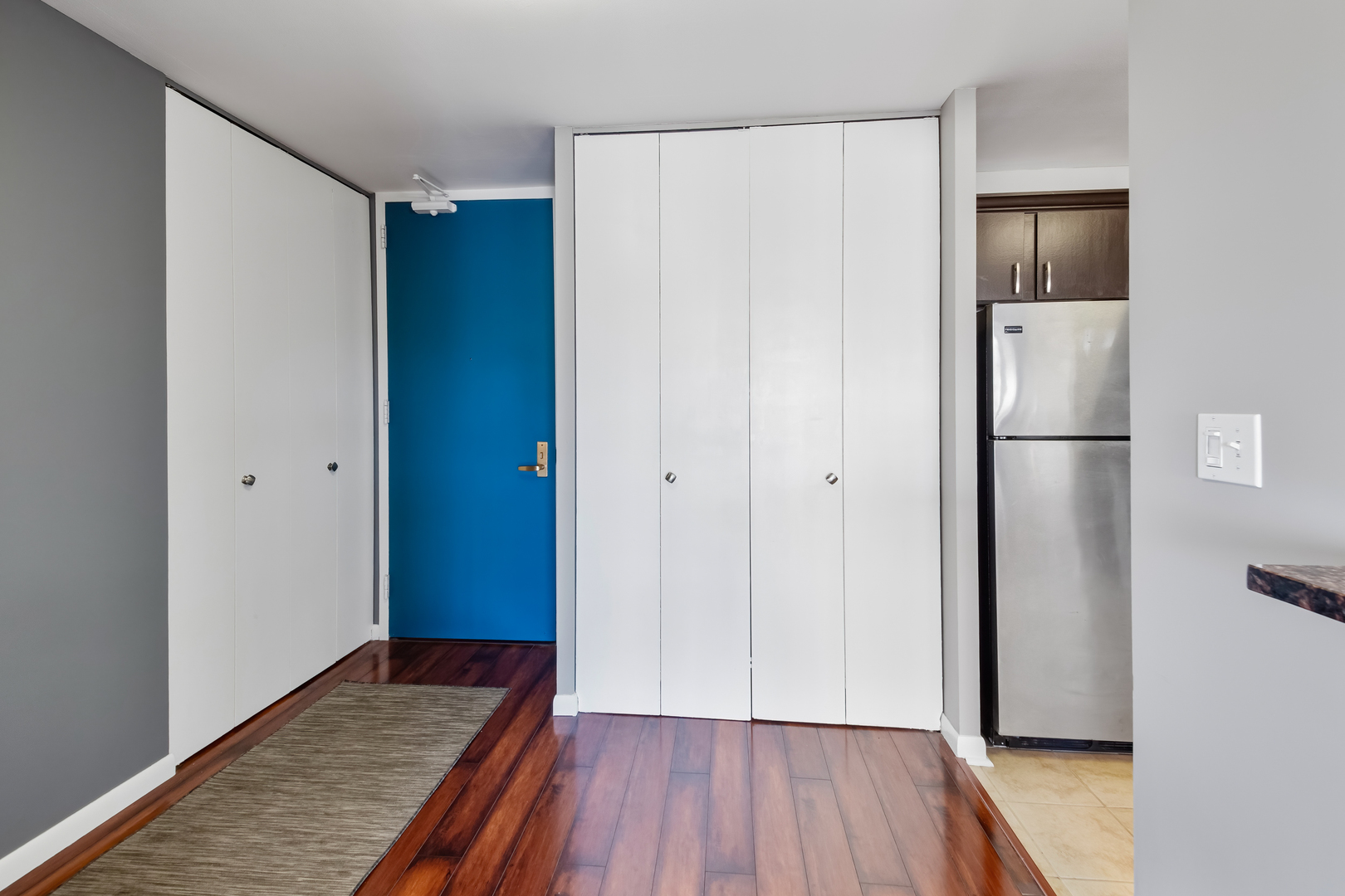 2020 N Lincoln Park West Unit: 8E