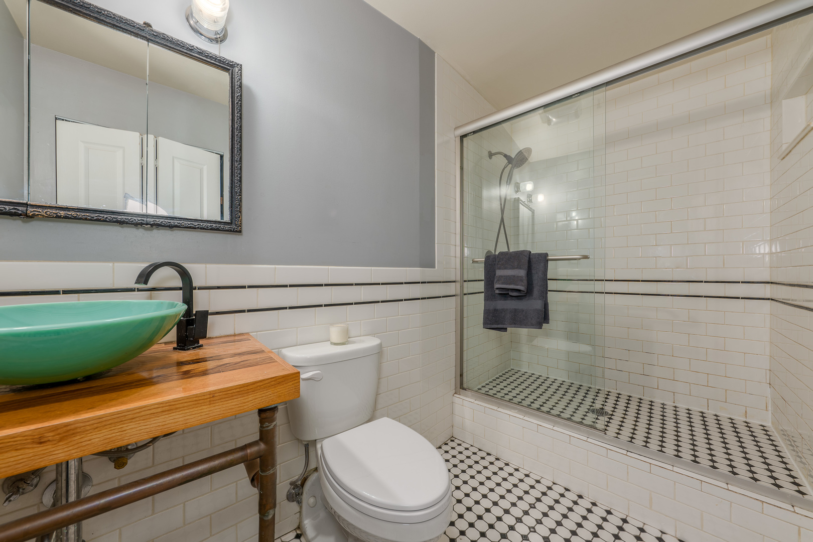 900 S Wabash Avenue Unit: 705