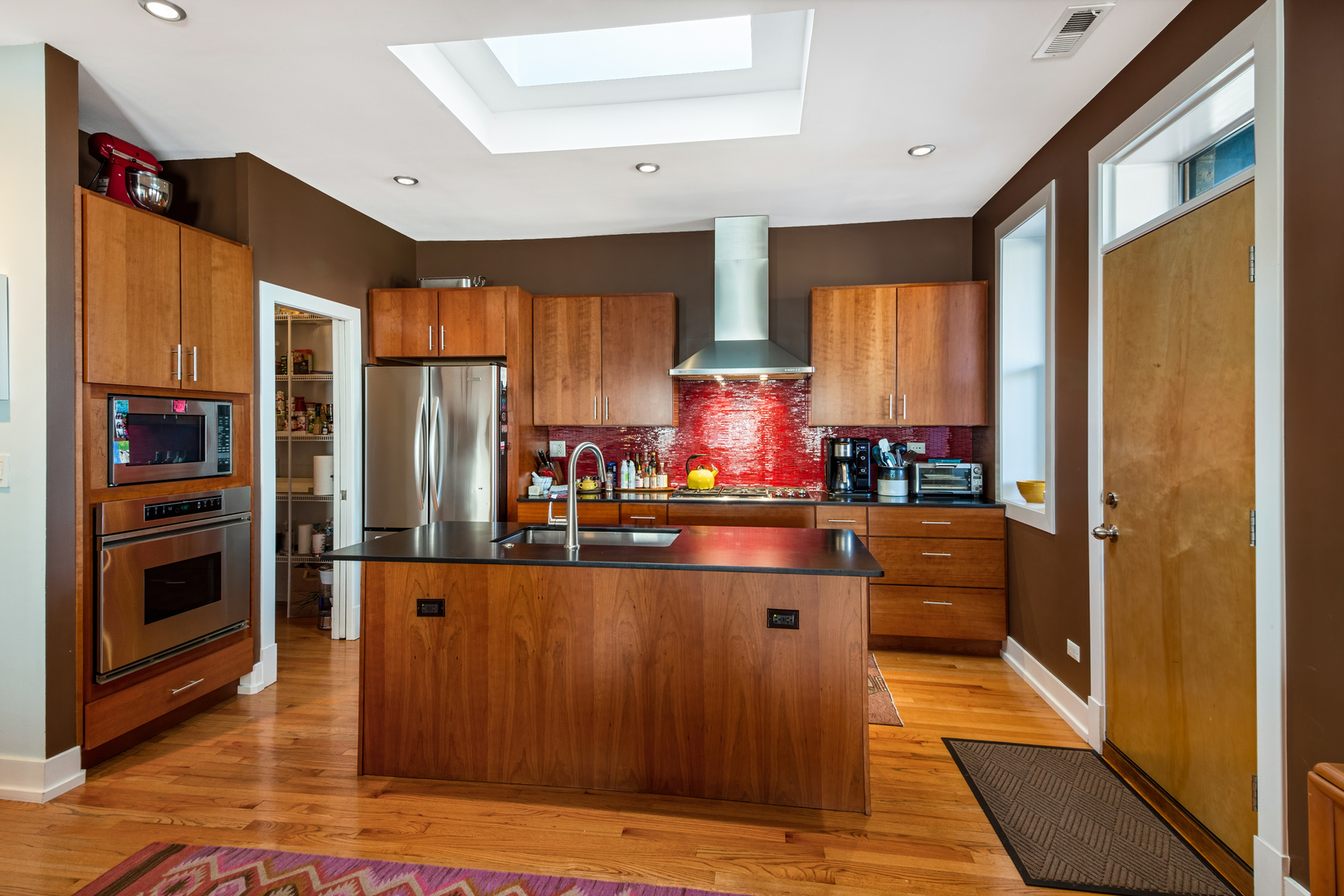 750 W Bittersweet Place