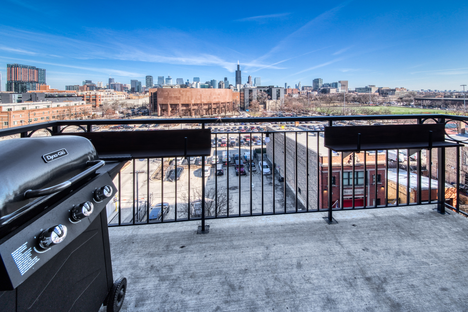 6 S LAFLIN Street Unit: 612