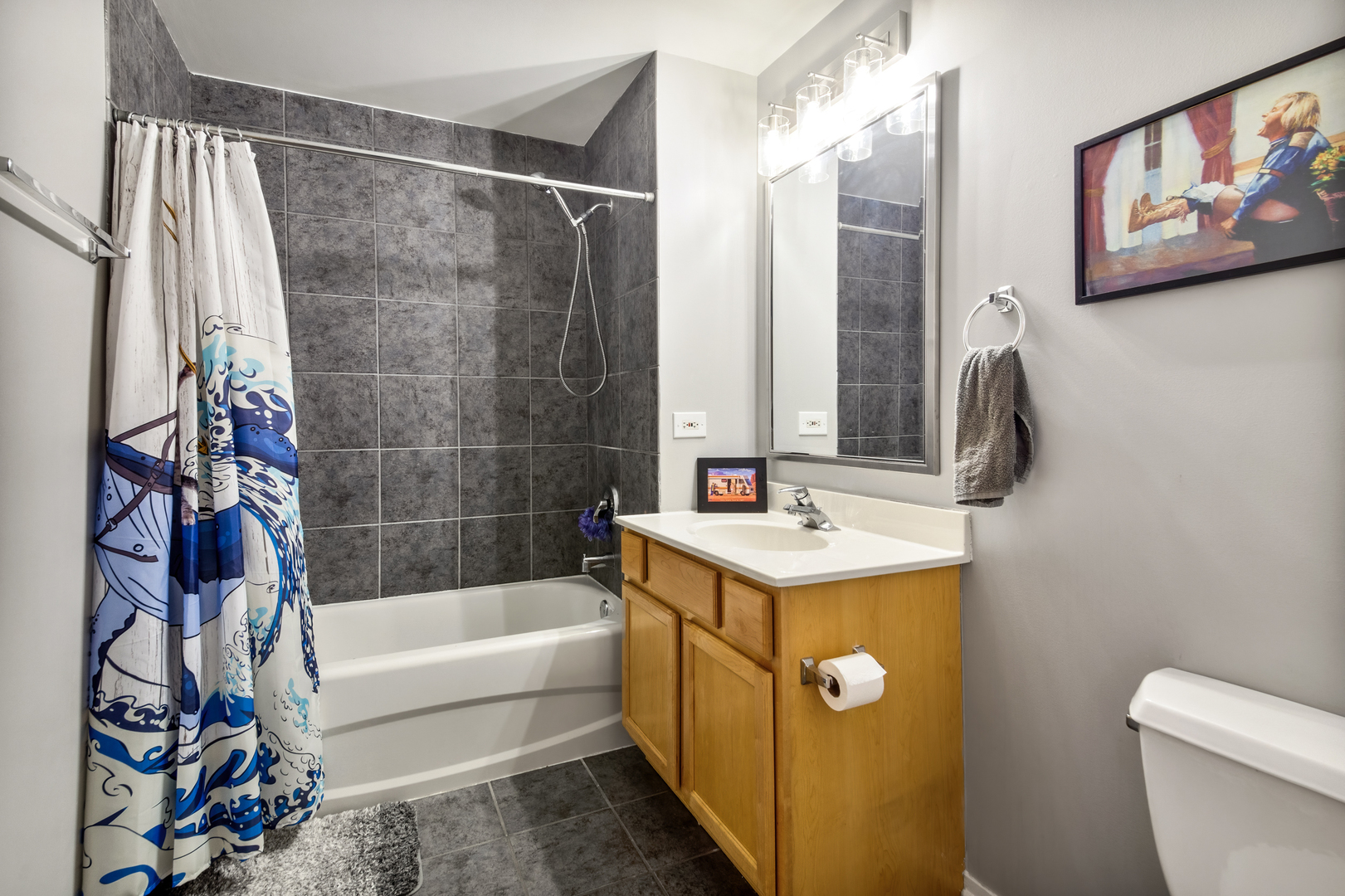 6 S LAFLIN Street Unit: 612