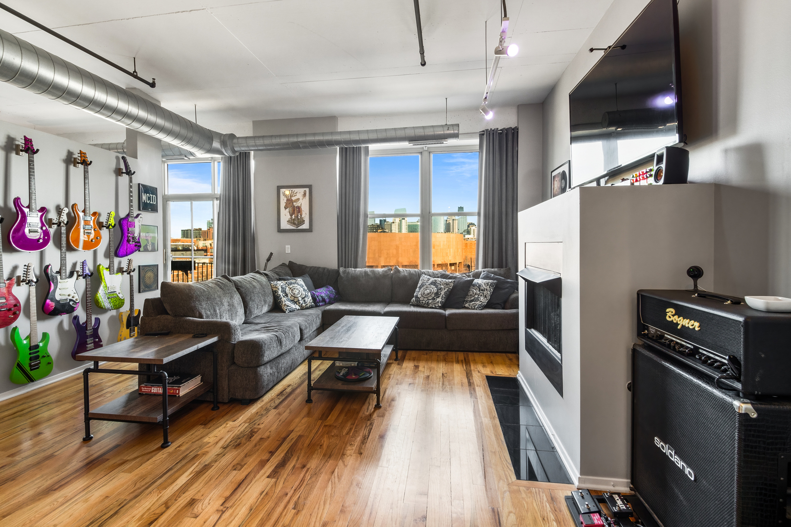 6 S LAFLIN Street Unit: 612