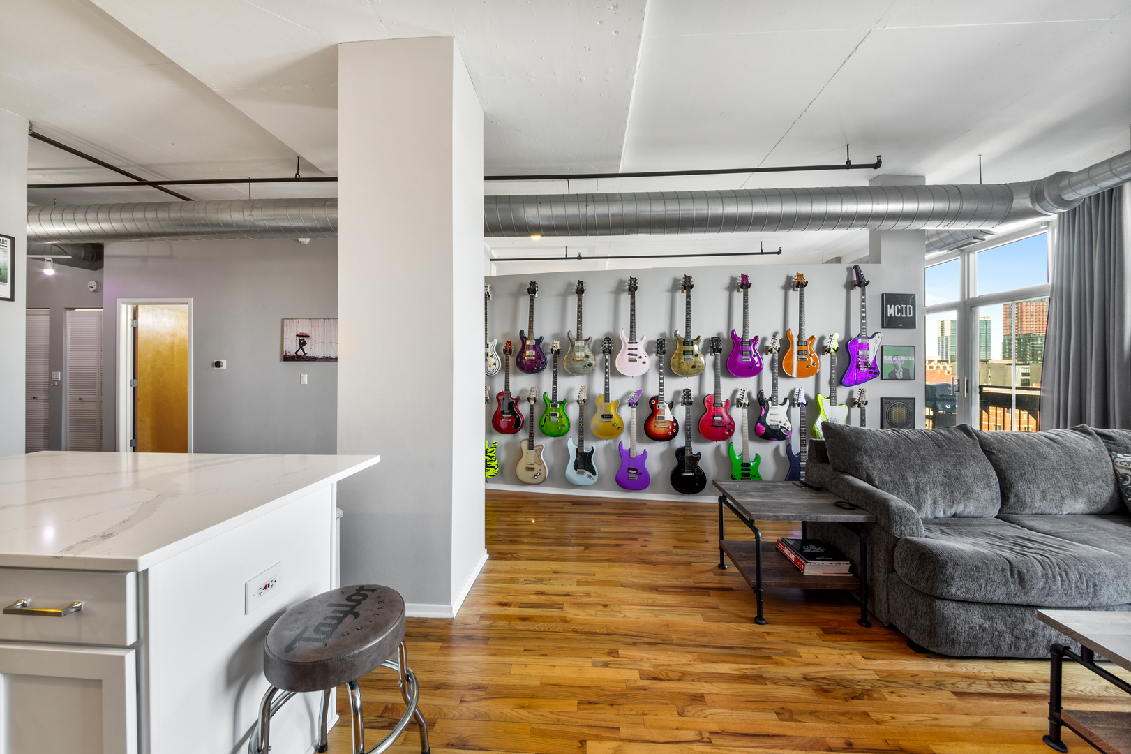 6 S LAFLIN Street Unit: 612