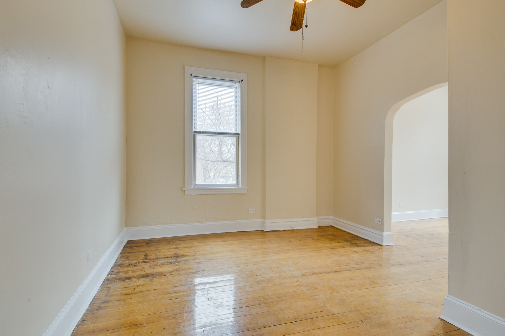 1458 N Campbell Avenue Unit: 2