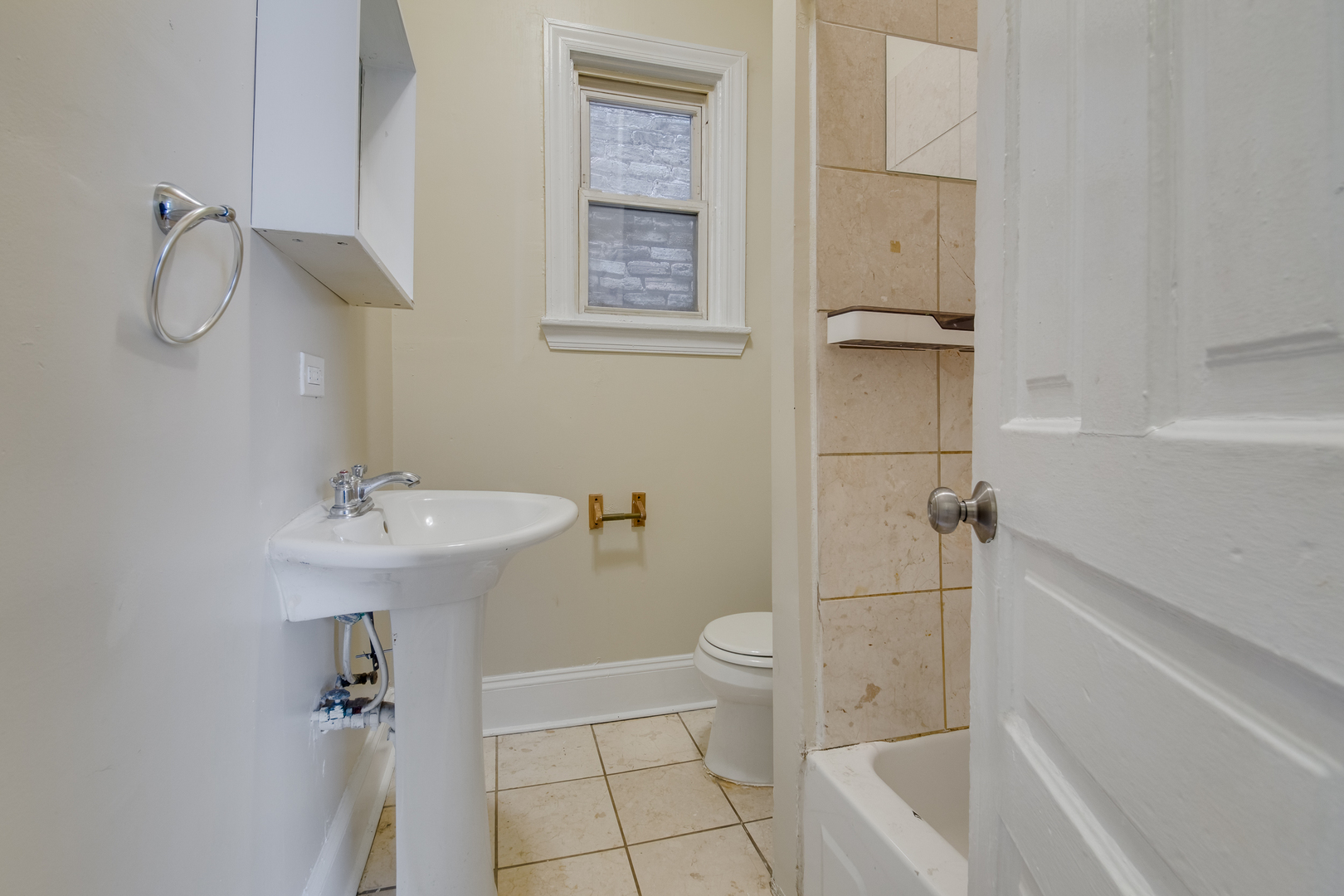 1458 N Campbell Avenue Unit: 2