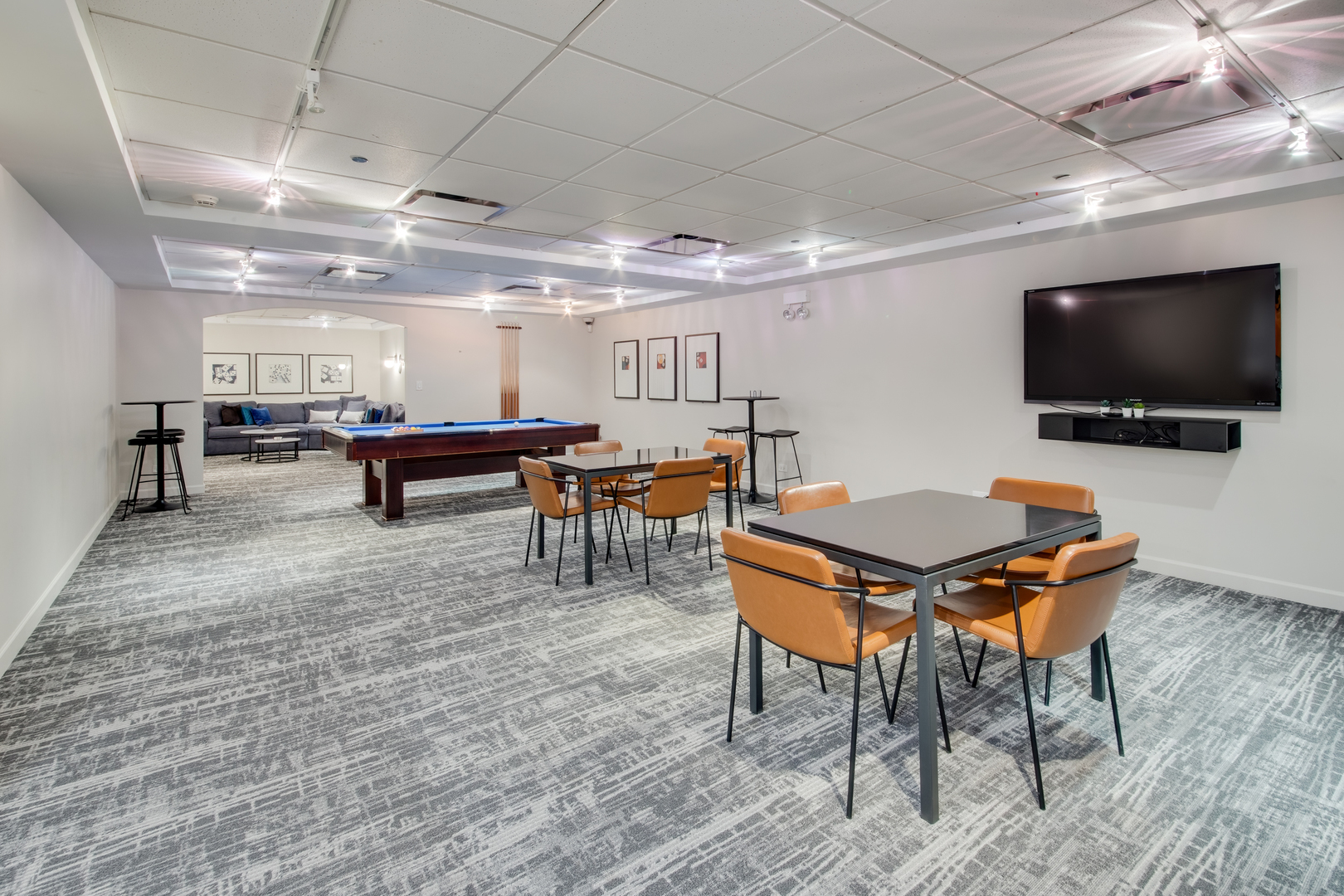30 E Huron Street Unit: 5401
