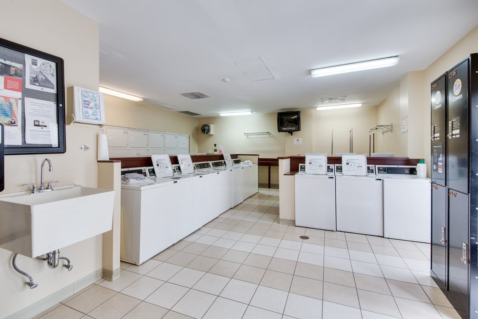 30 E Huron Street Unit: 5401
