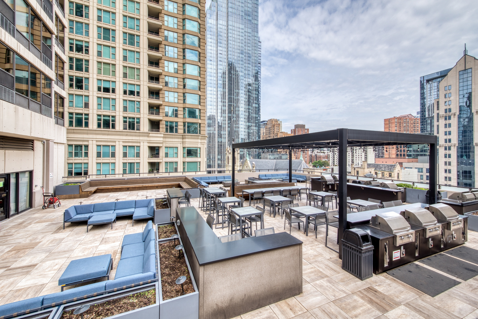 30 E Huron Street Unit: 5401