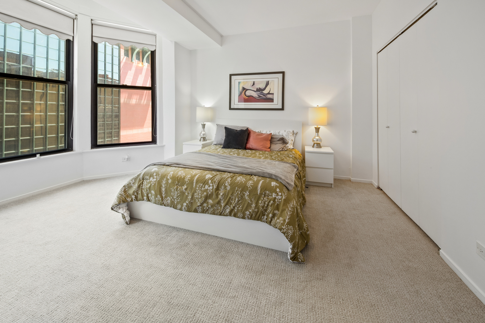 431 S Dearborn Street Unit: 809