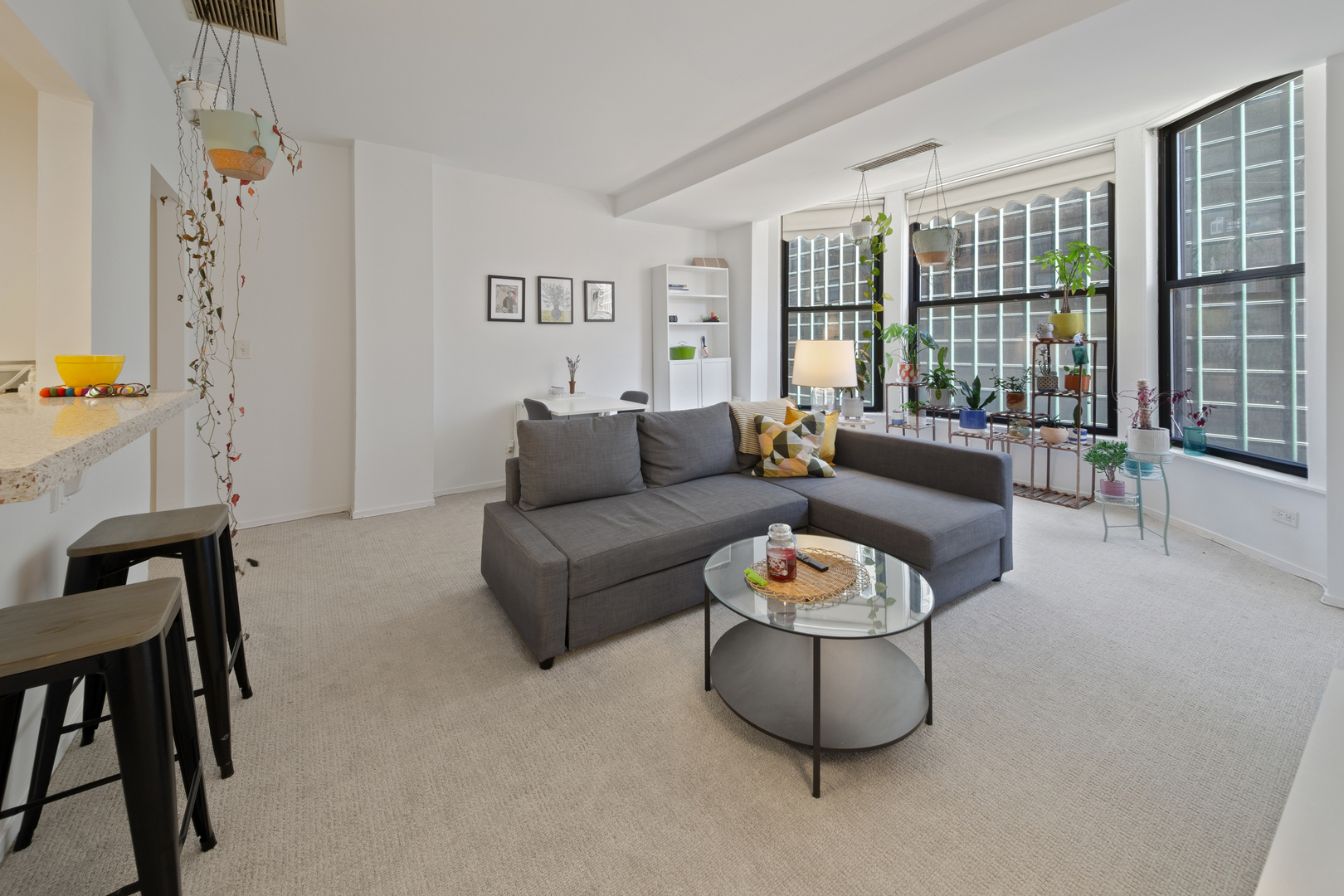 431 S Dearborn Street Unit: 809