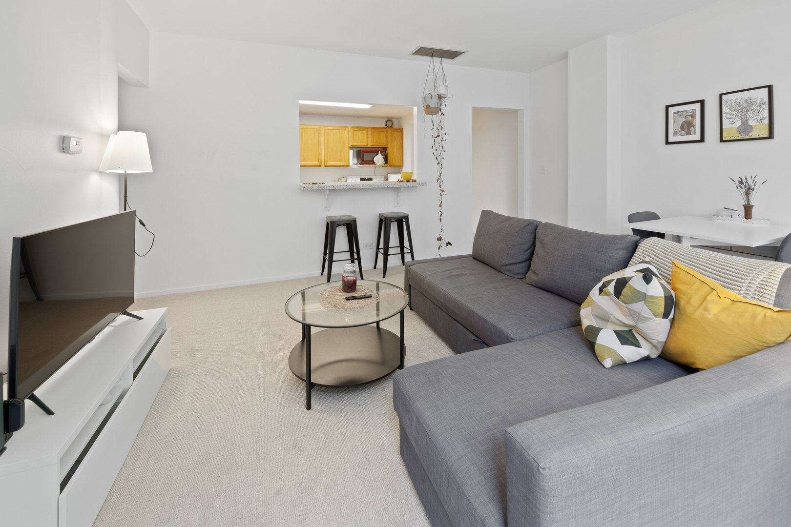 431 S Dearborn Street Unit: 809