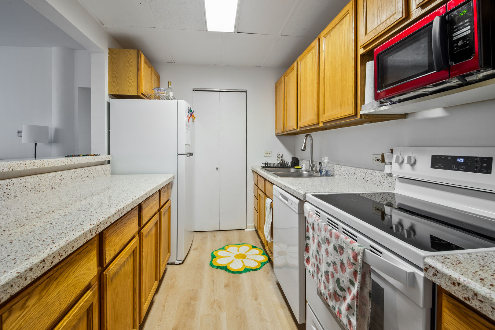 431 S Dearborn Street Unit: 809