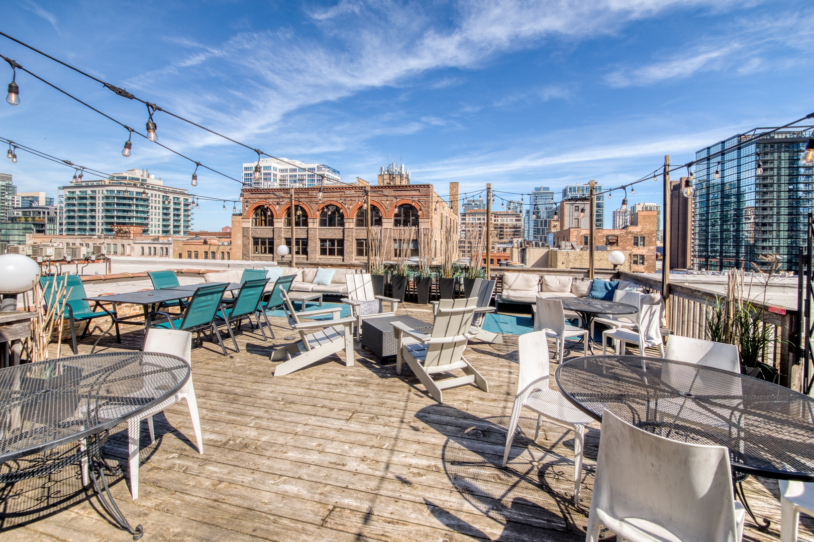 225 W HURON Street Unit: 612