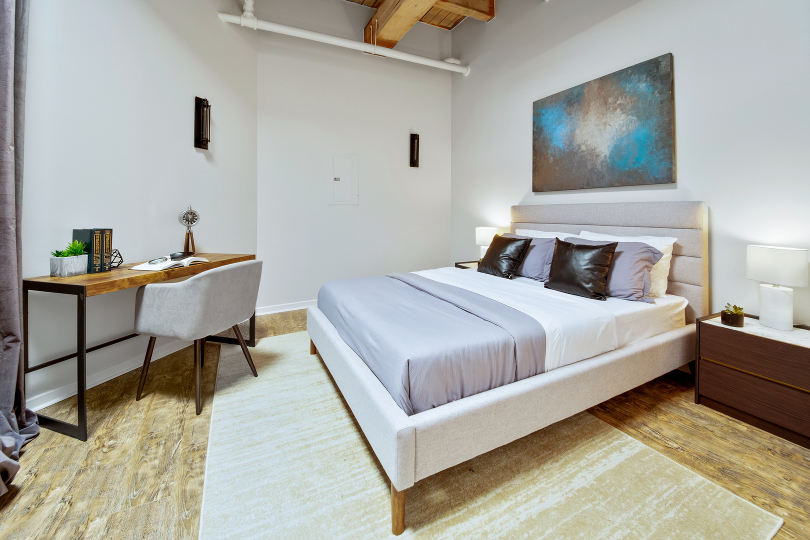 225 W HURON Street Unit: 612