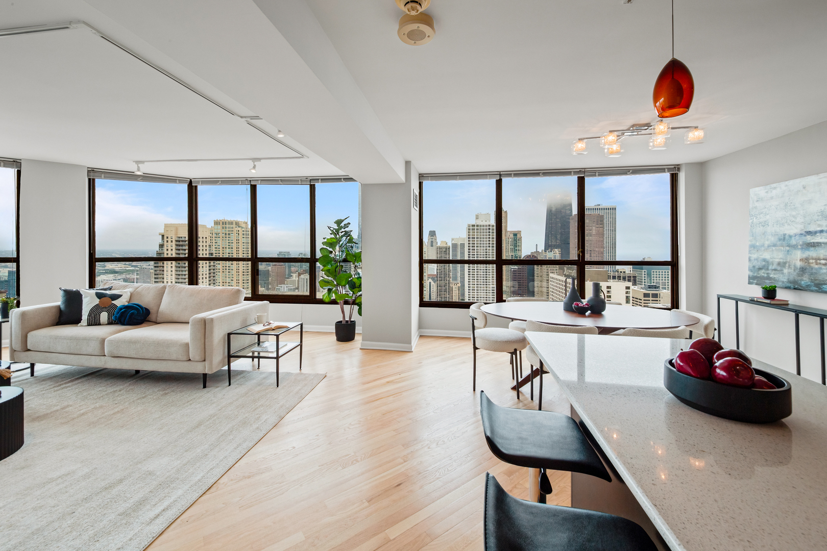 405 N WABASH Avenue Unit: 5103