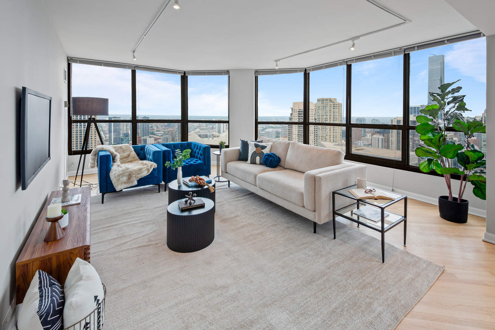 405 N WABASH Avenue Unit: 5103