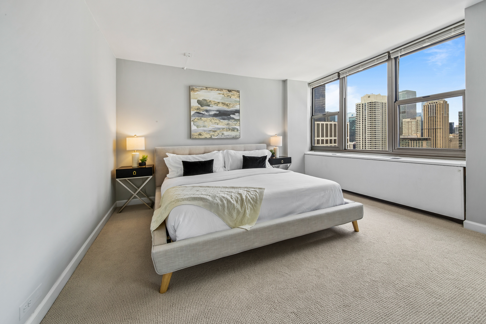535 N MICHIGAN Avenue Unit: 3016
