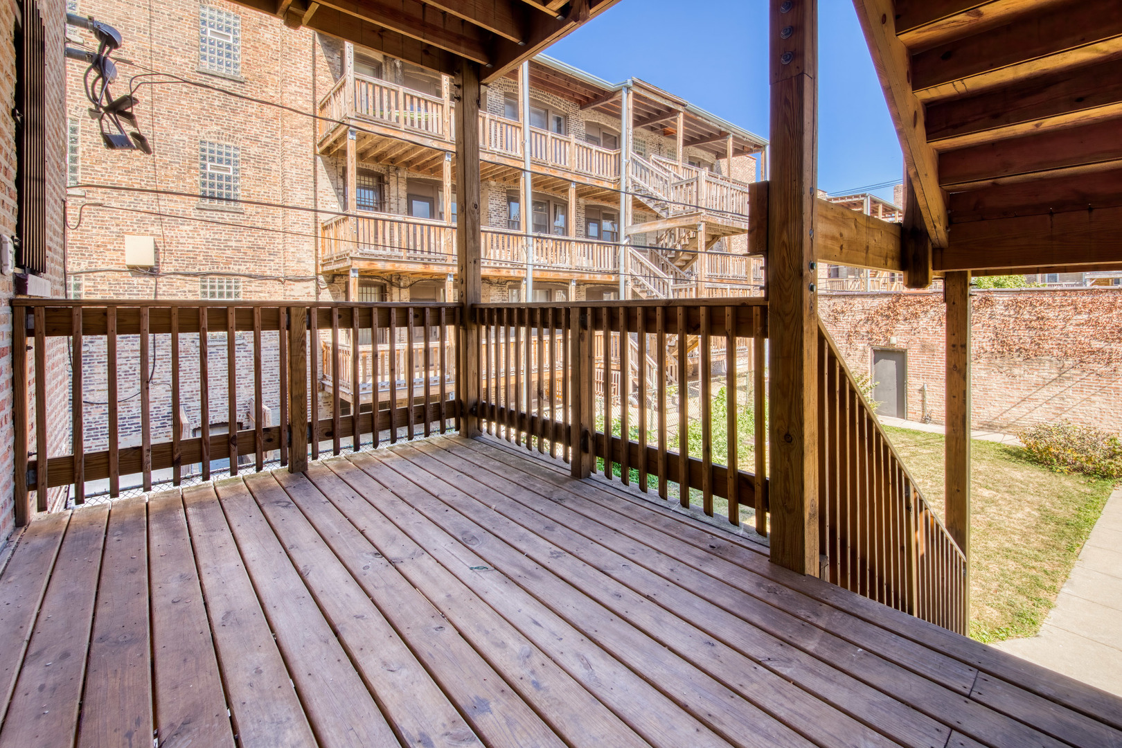 5433 S University Avenue Unit: 3N