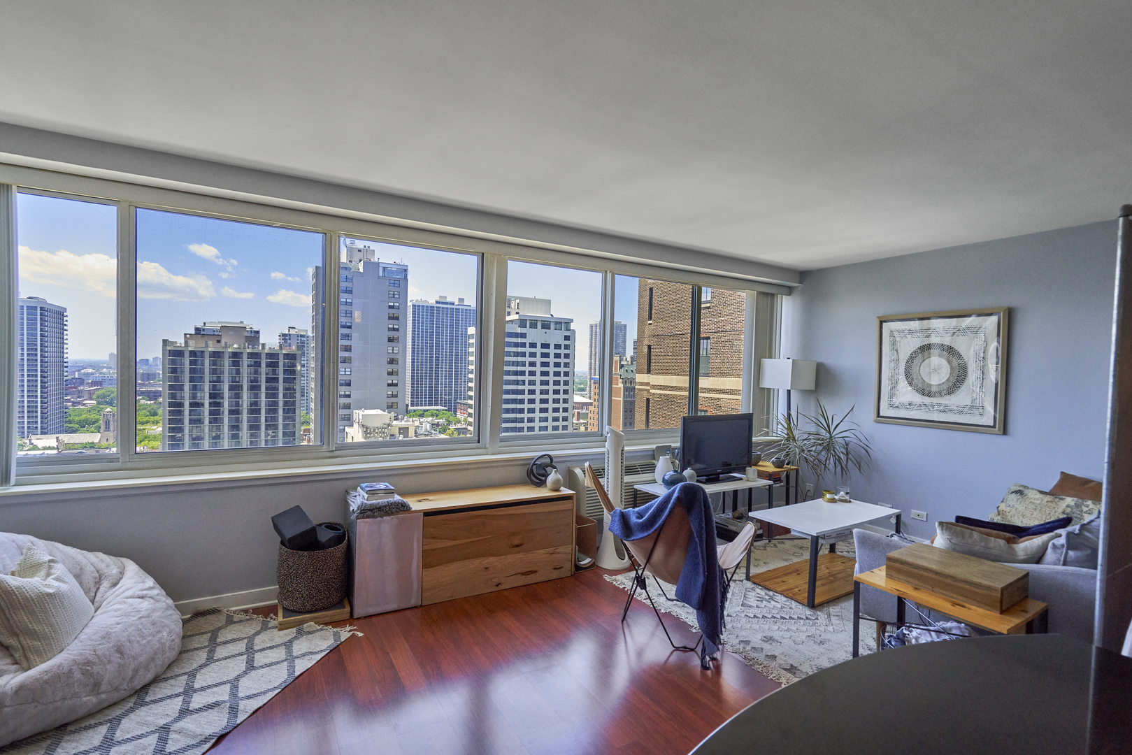 1440 N LAKE SHORE Drive Unit: 21F