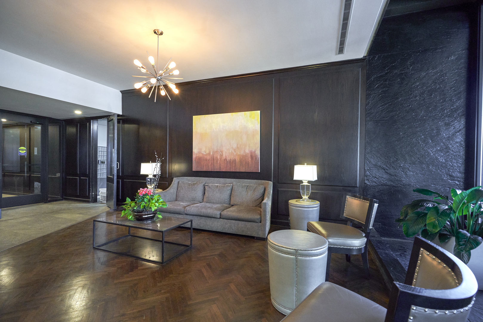 1440 N LAKE SHORE Drive Unit: 21F