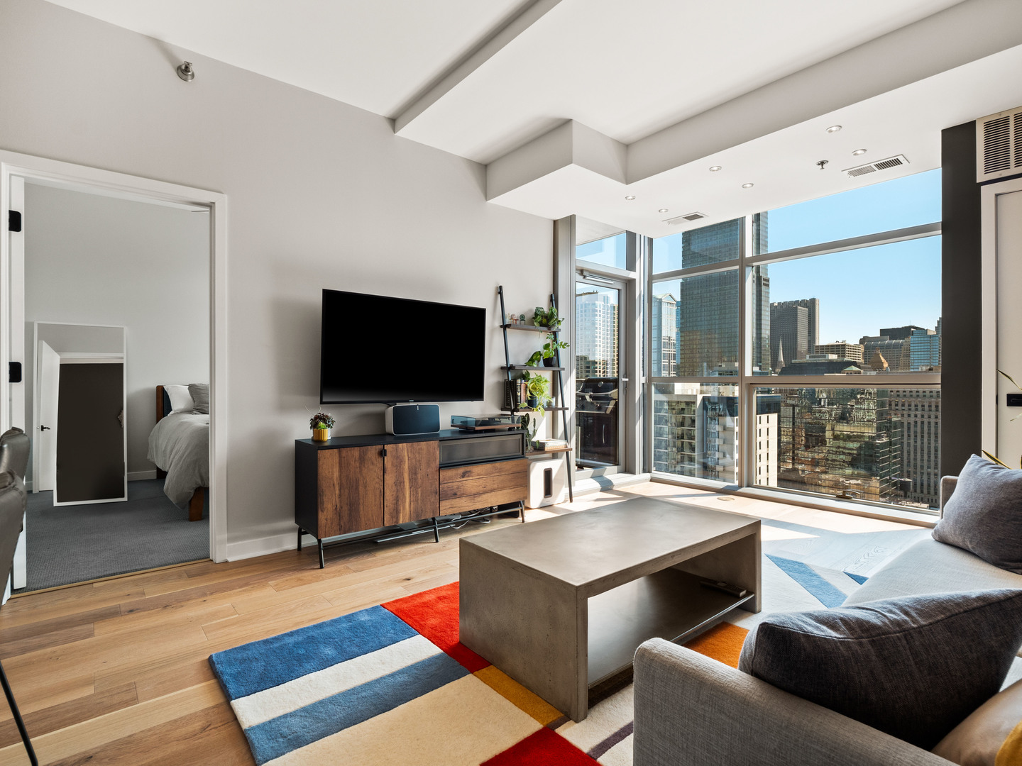 303 W Ohio Street Unit: 2704
