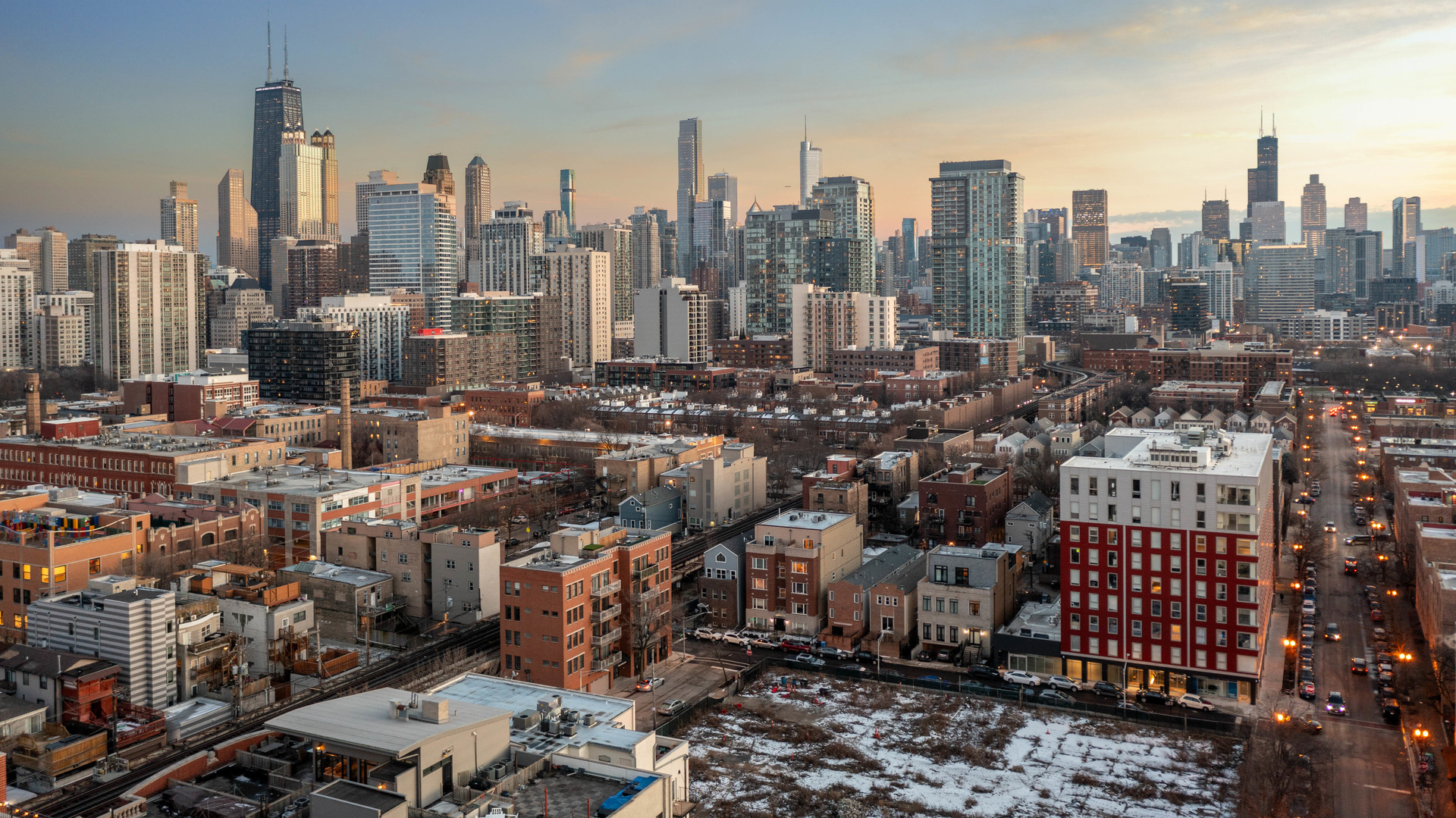 325 W SCHILLER Avenue Unit: 3W