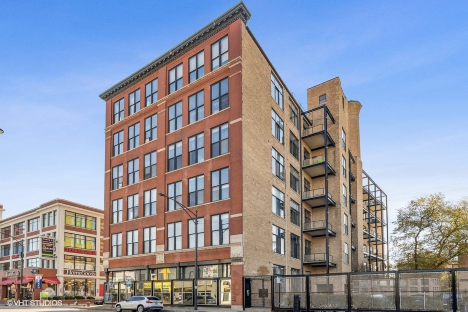 1872 N Clybourn Avenue Unit: 114
