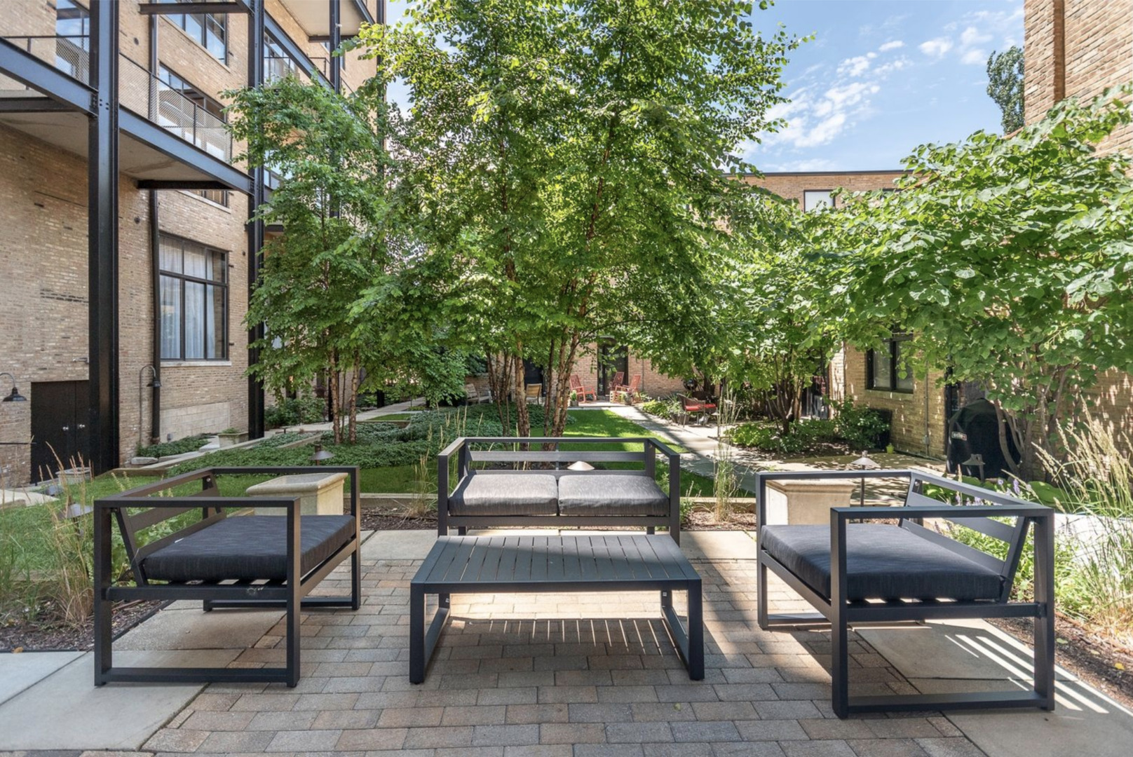 1872 N Clybourn Avenue Unit: 114