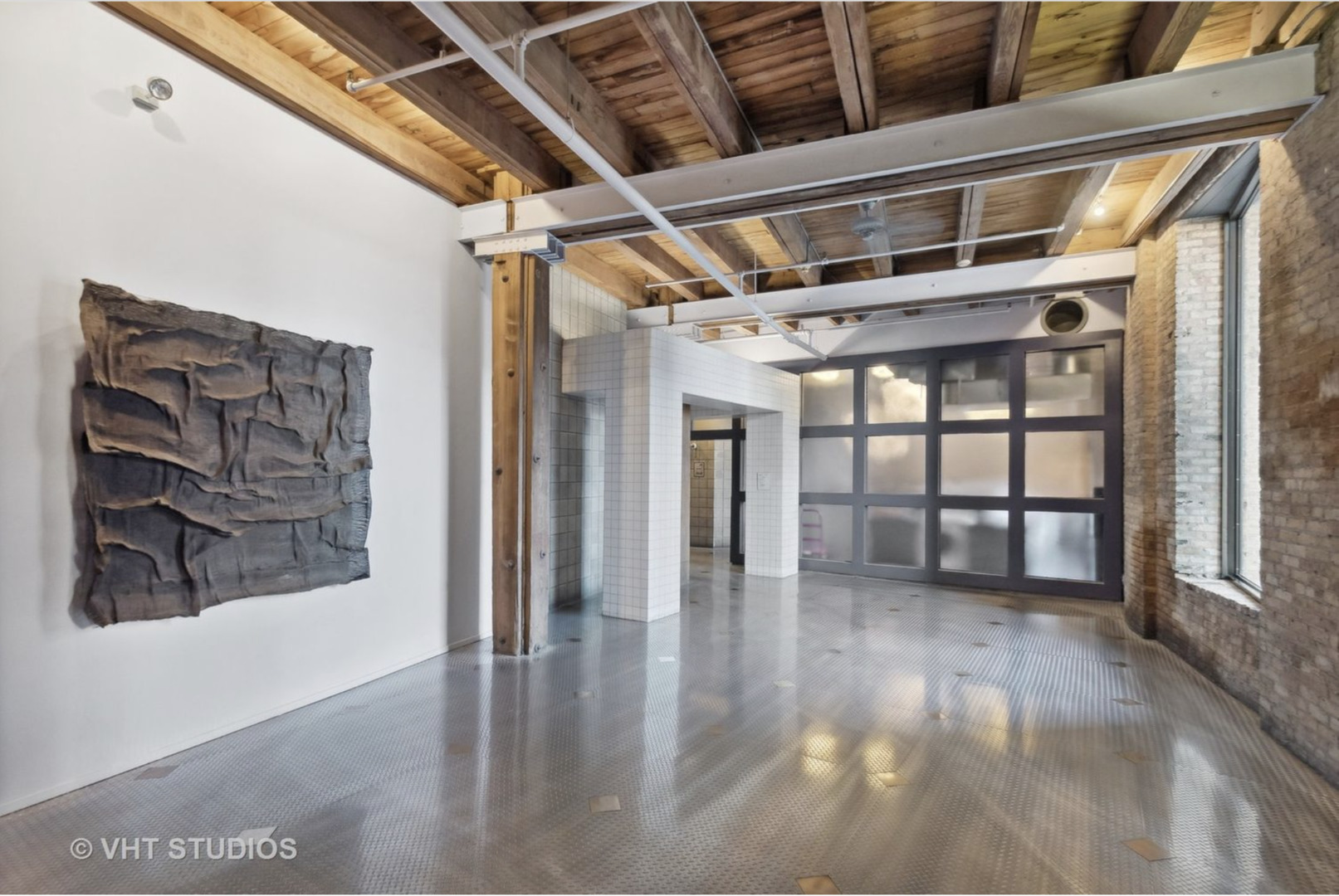1872 N Clybourn Avenue Unit: 114