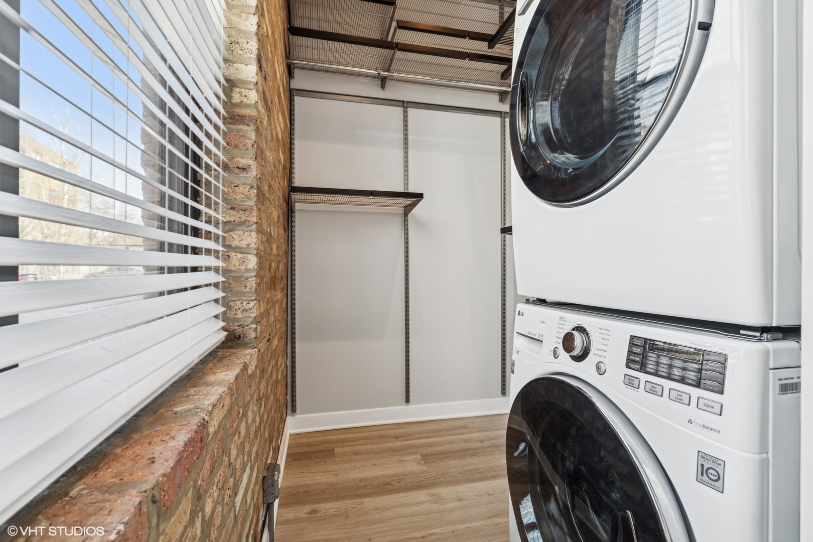 1872 N Clybourn Avenue Unit: 114