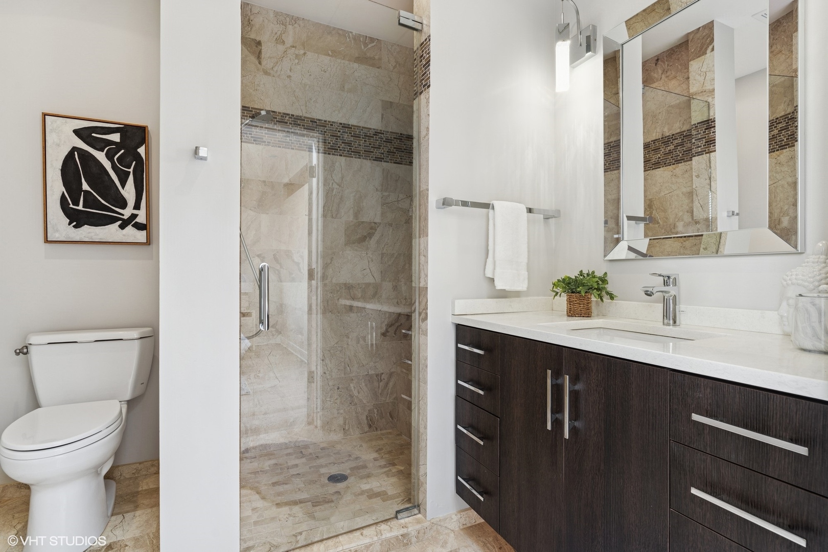 1872 N Clybourn Avenue Unit: 114