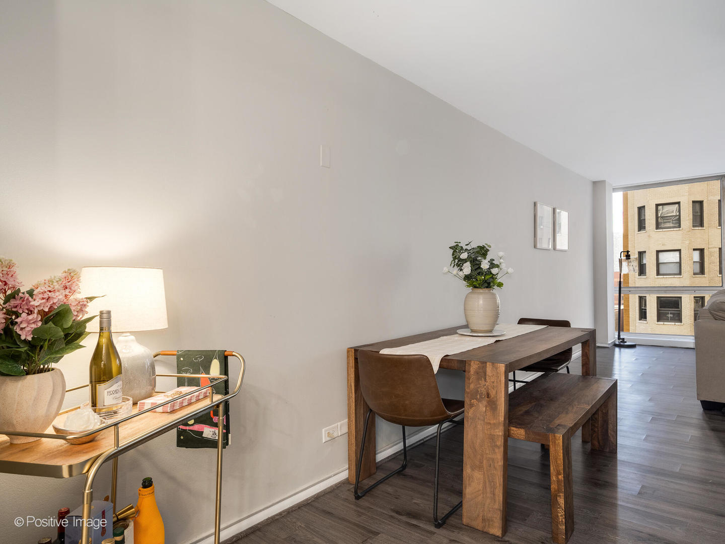 2400 N Lakeview Avenue Unit: 1008