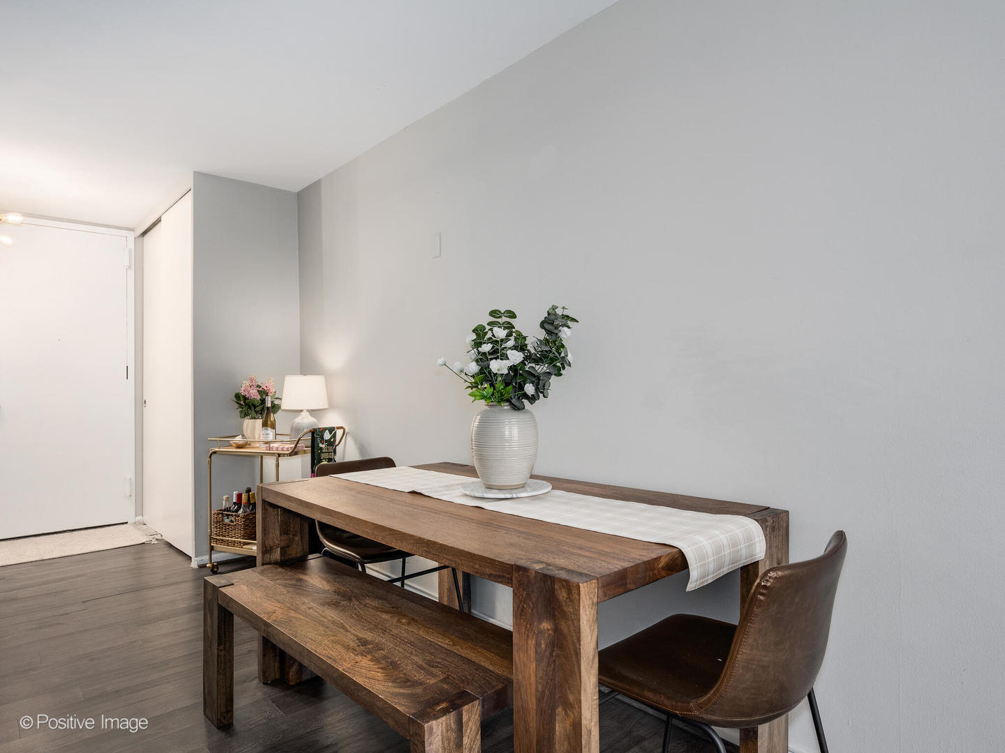 2400 N Lakeview Avenue Unit: 1008