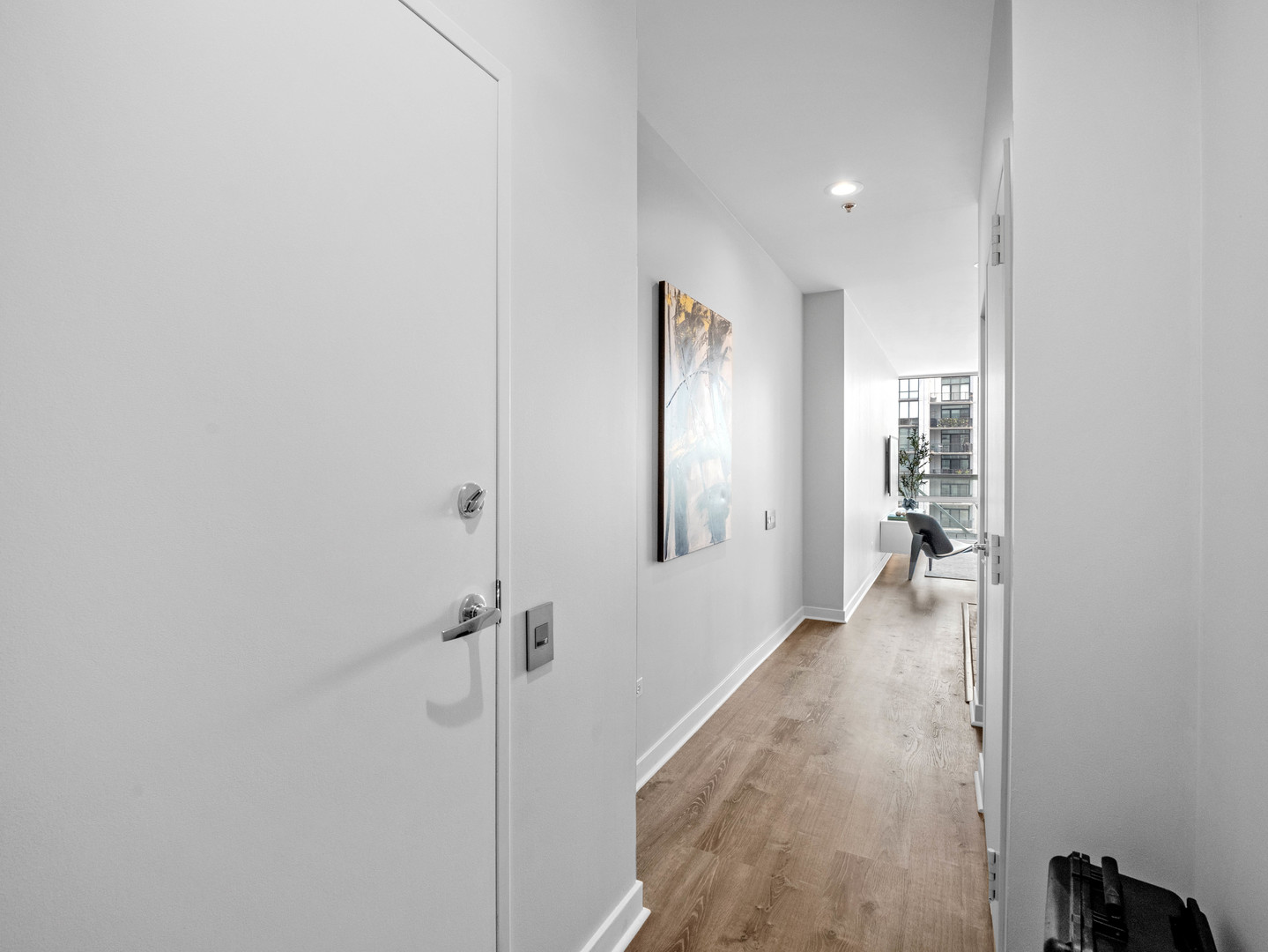 653 N KINGSBURY Street Unit: 1707