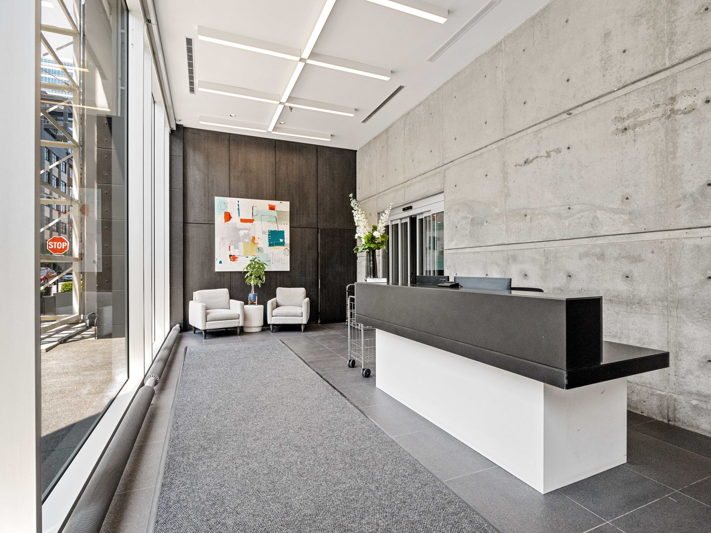 653 N KINGSBURY Street Unit: 1707