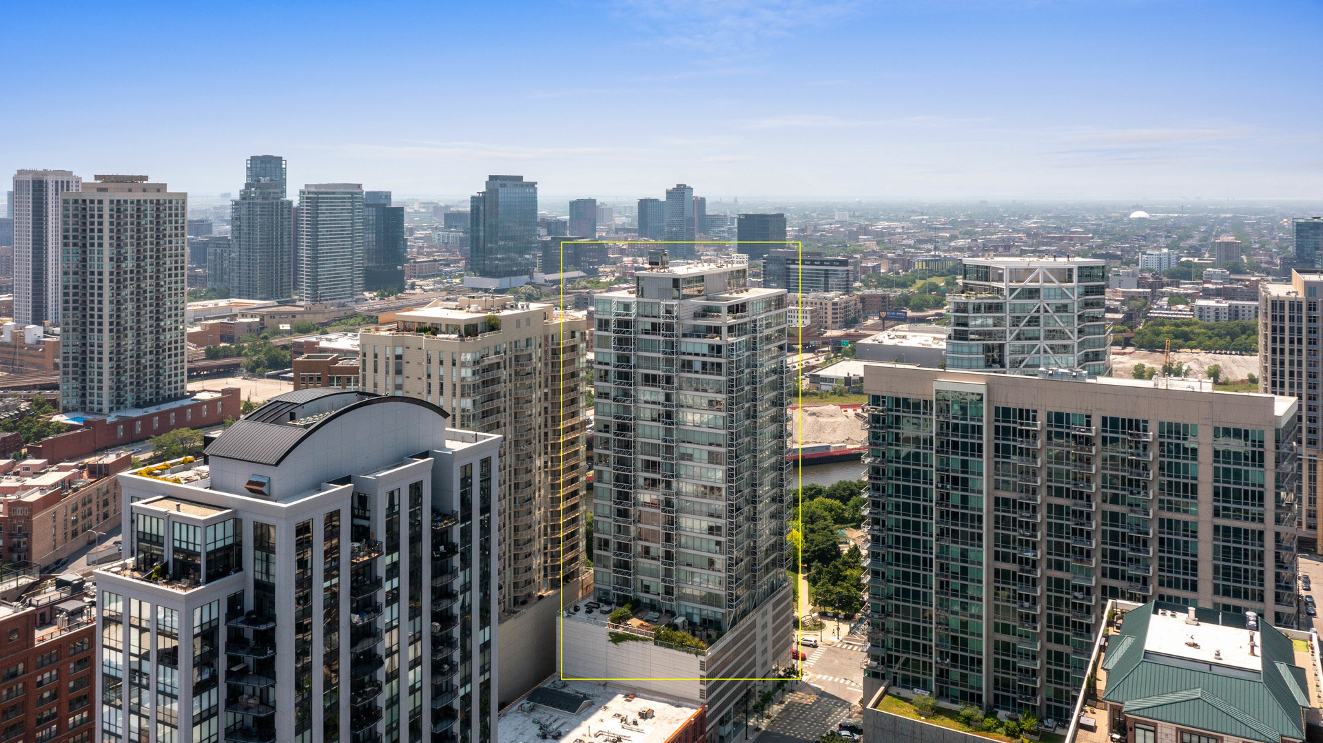653 N KINGSBURY Street Unit: 1707