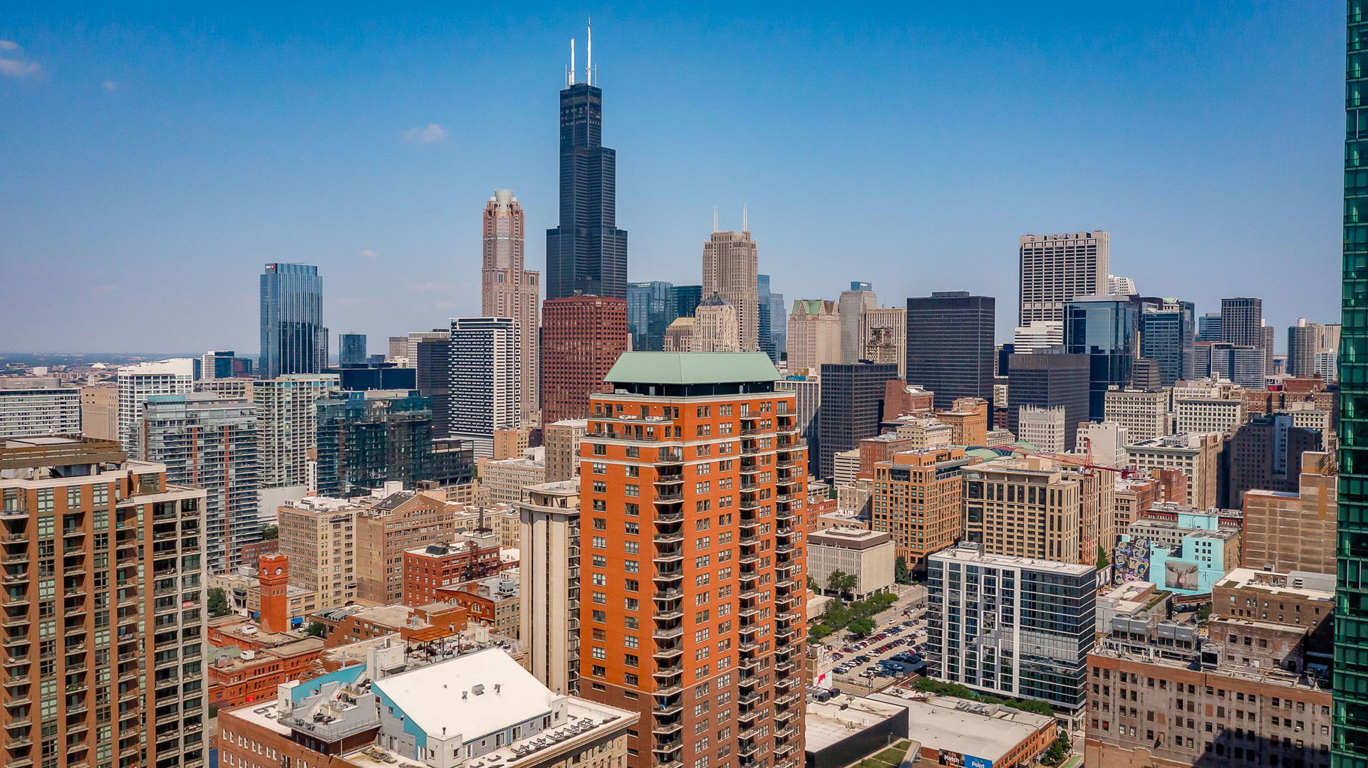 41 E 8th Street Unit: 1401