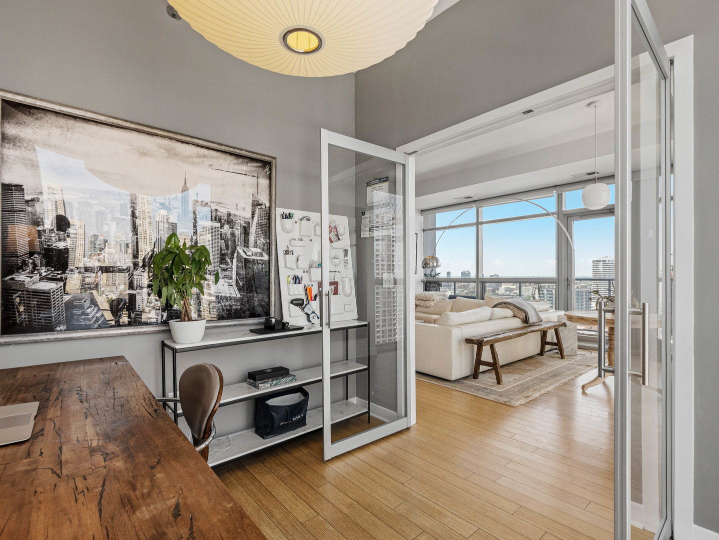 303 W OHIO Street Unit: 2202