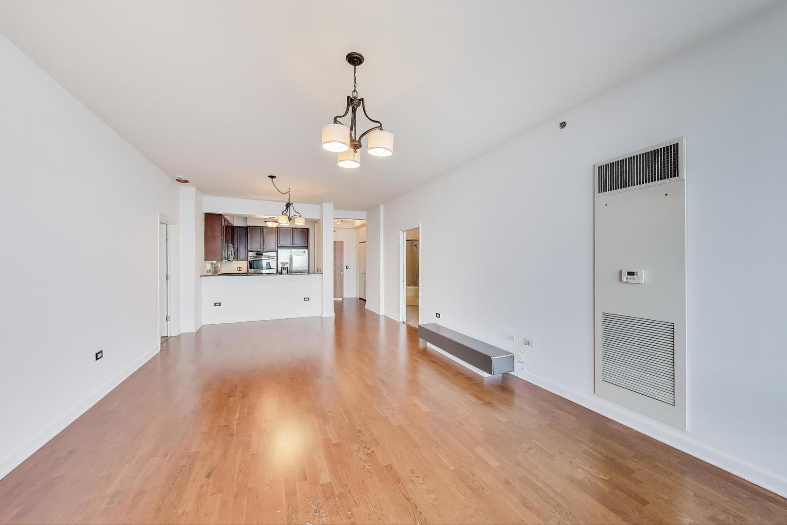 1211 S Prairie Avenue Unit: 2003