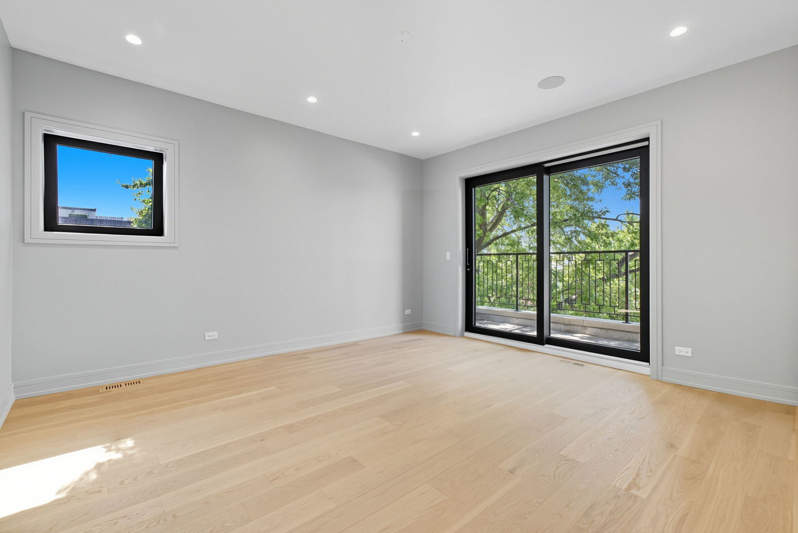 1646 N Orchard Street Unit: PHS