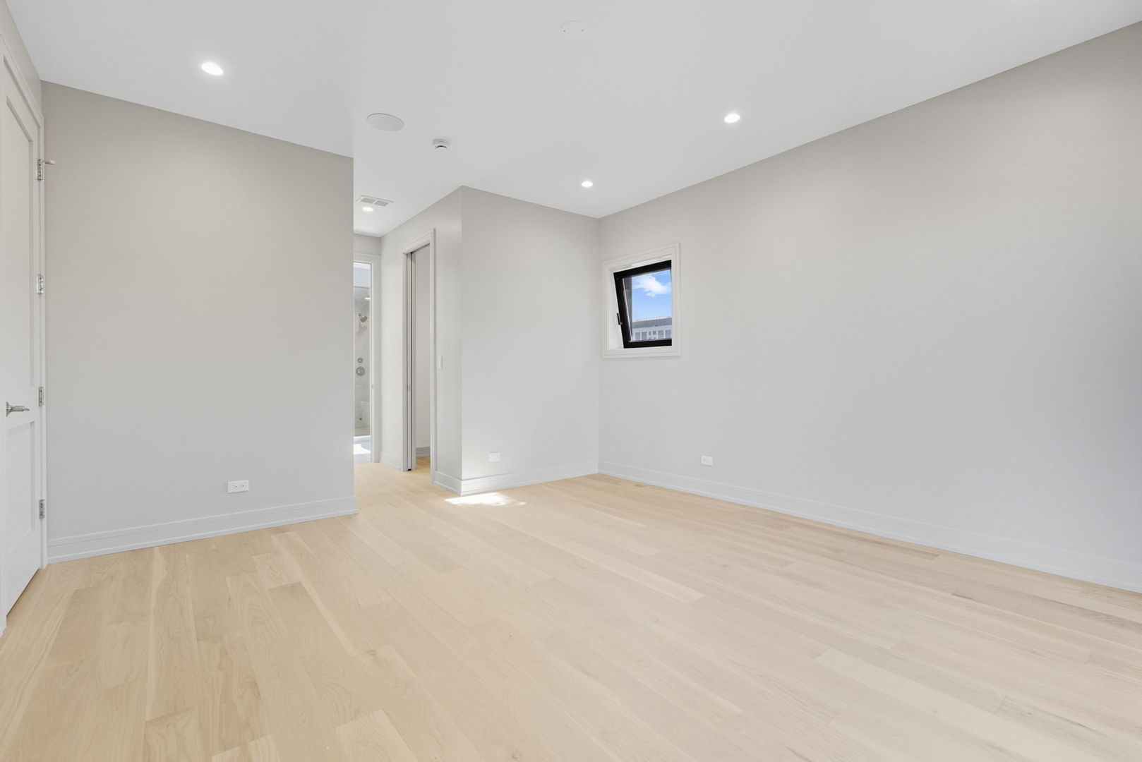 1646 N Orchard Street Unit: PHS