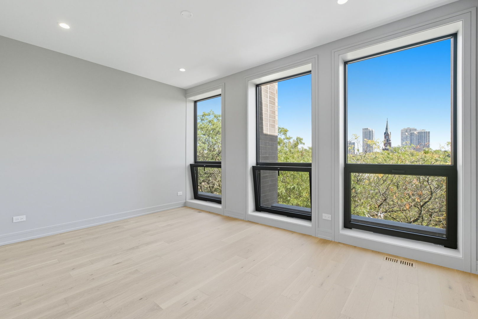 1646 N Orchard Street Unit: PHS