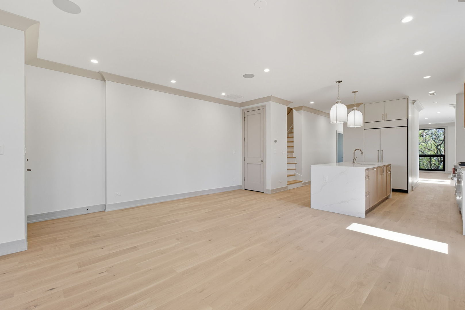 1646 N Orchard Street Unit: PHS