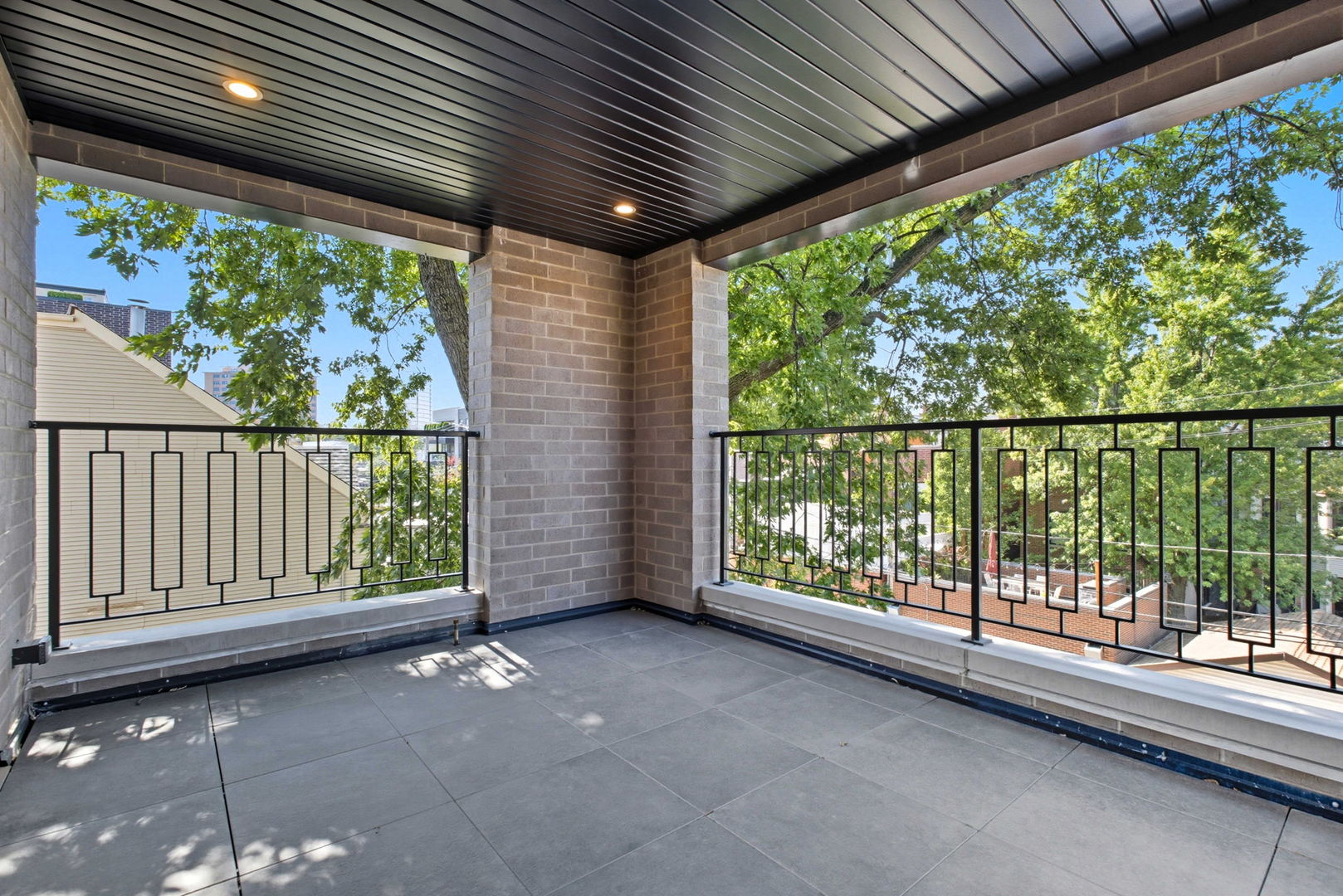 1646 N Orchard Street Unit: PHS