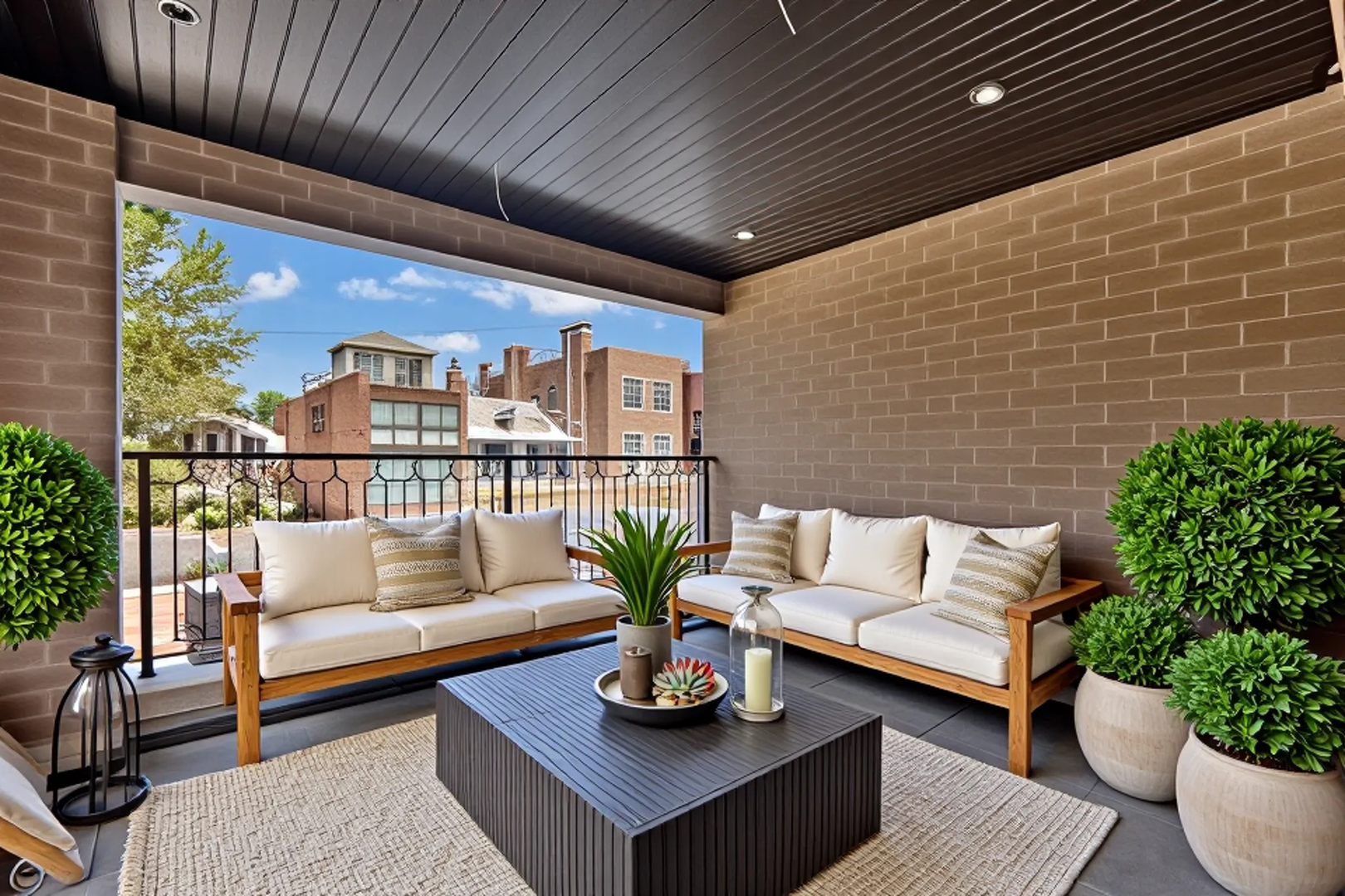 1646 N Orchard Street Unit: PHS