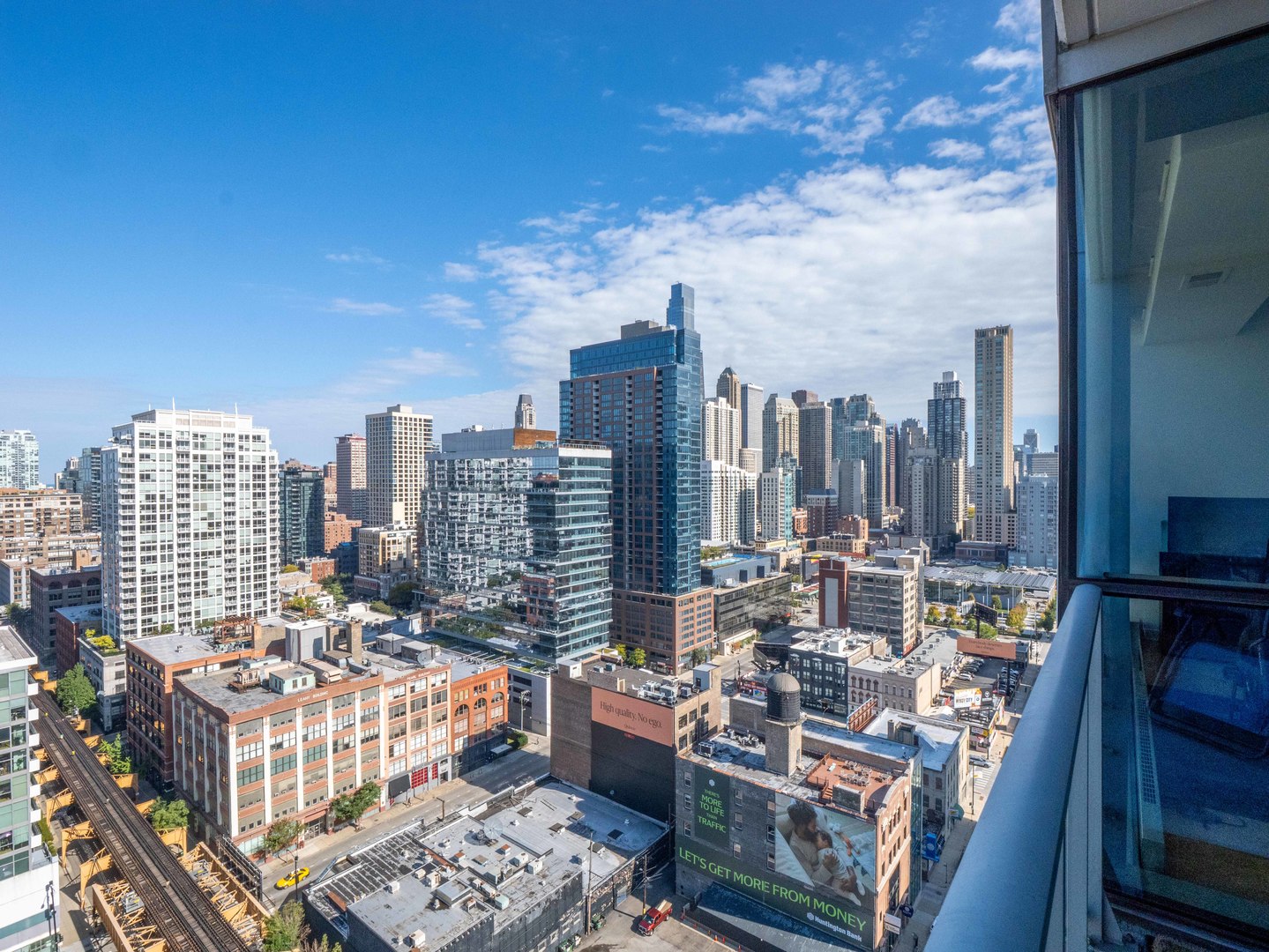 303 W OHIO Street Unit: 2201