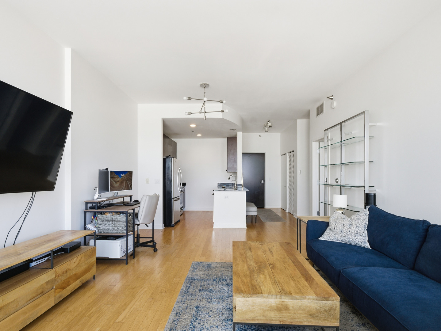 303 W OHIO Street Unit: 2201