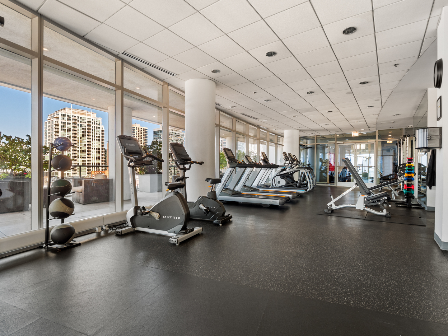 303 W OHIO Street Unit: 2201