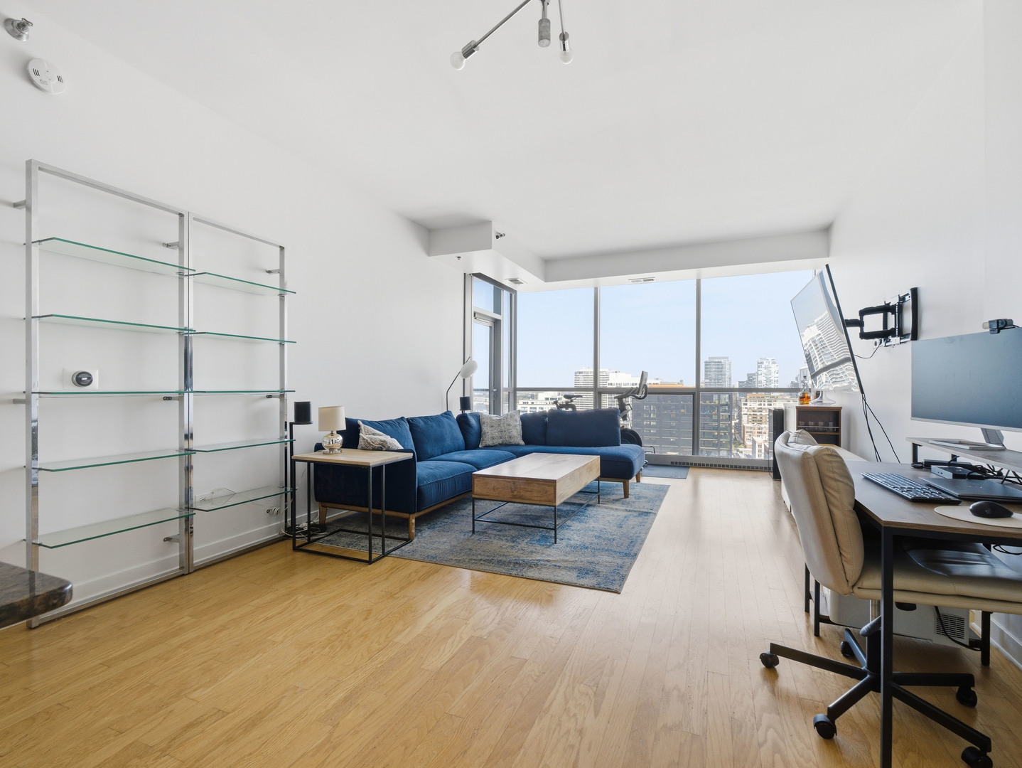 303 W OHIO Street Unit: 2201